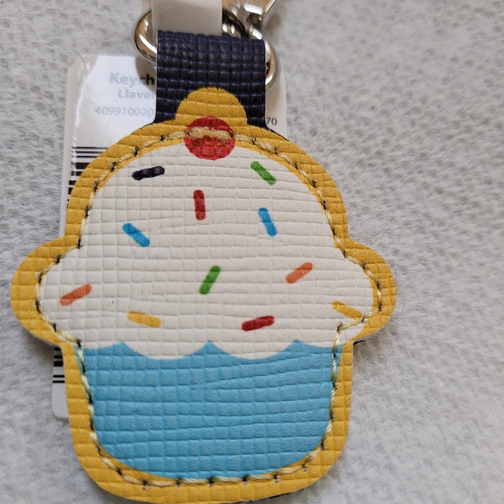 Aldi cupcake quarter holder